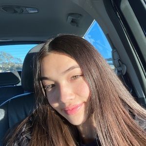 Meet your Posher, Sophia